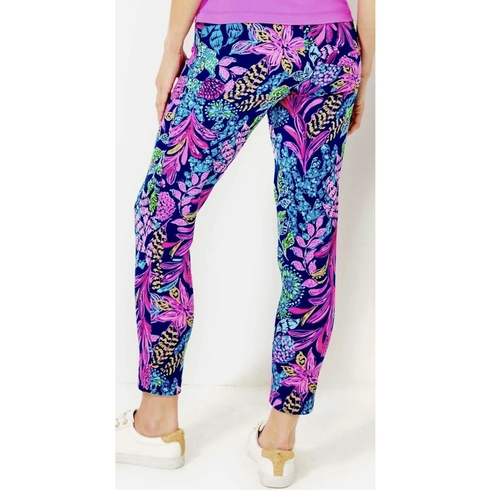 Lilly Pulitzer Luxletic 28" Corso Pant Aegean Navy Calypso Coast Golf $148 NWT - Picture 14 of 16